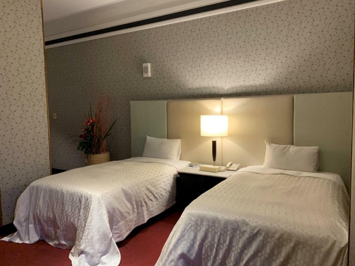 Li-Gin Motel 嘉義市 エクステリア 写真