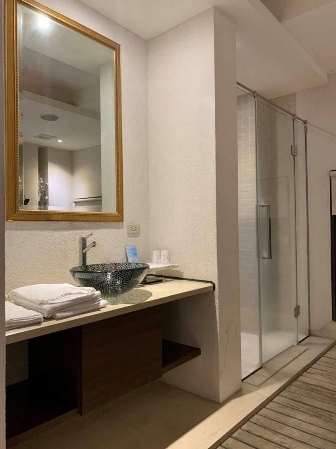 Li-Gin Motel 嘉義市 エクステリア 写真